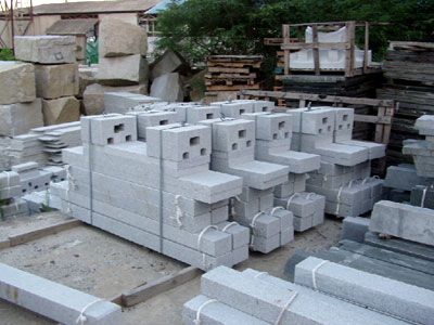 3단 사각둘레석