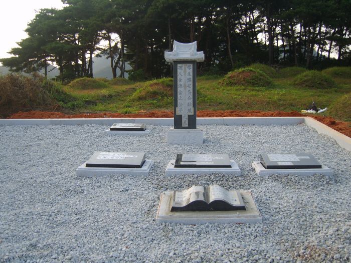 가족납골묘(매장형)사진1